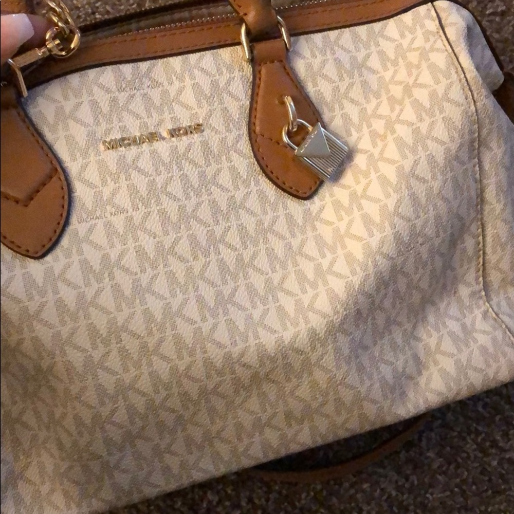 Purse - Picture 3 of 5